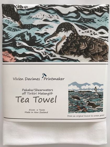 Shearwaters/Pakaha Tea Towel - New Zealand Native Birds collection 